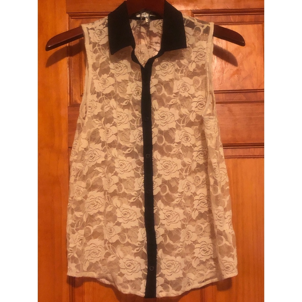See through button down collared top - Picture 2 of 5